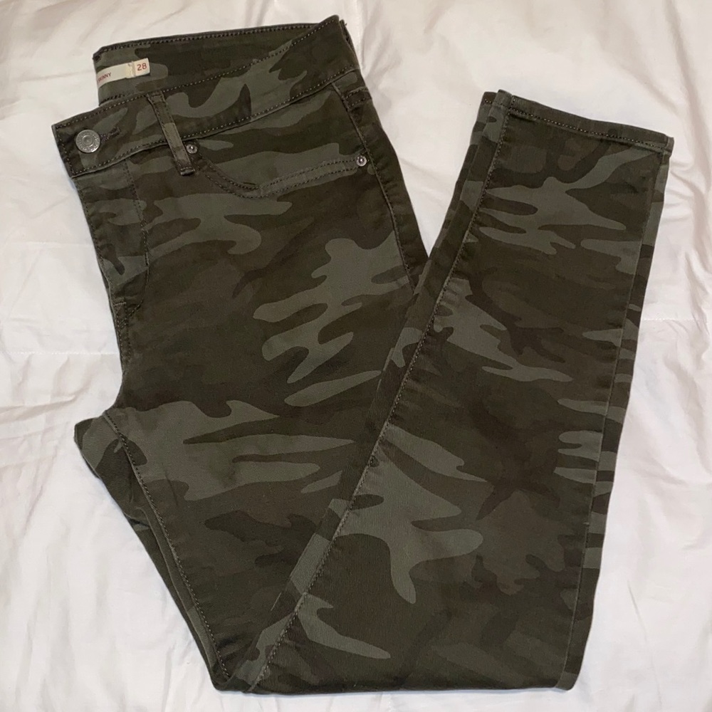 Levi’s 711 Skinny Camo Jeans